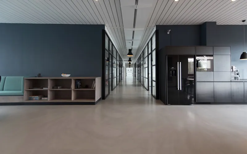 Modern ofis alanı temizliği